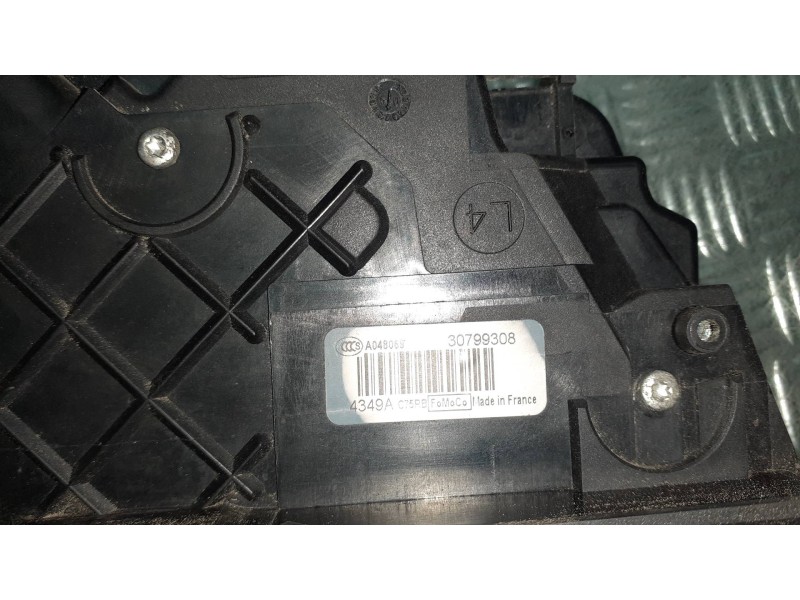 Recambio de cerradura puerta delantera izquierda para volvo s40 berlina referencia OEM IAM 30799308 6 PINES ELECTRICA