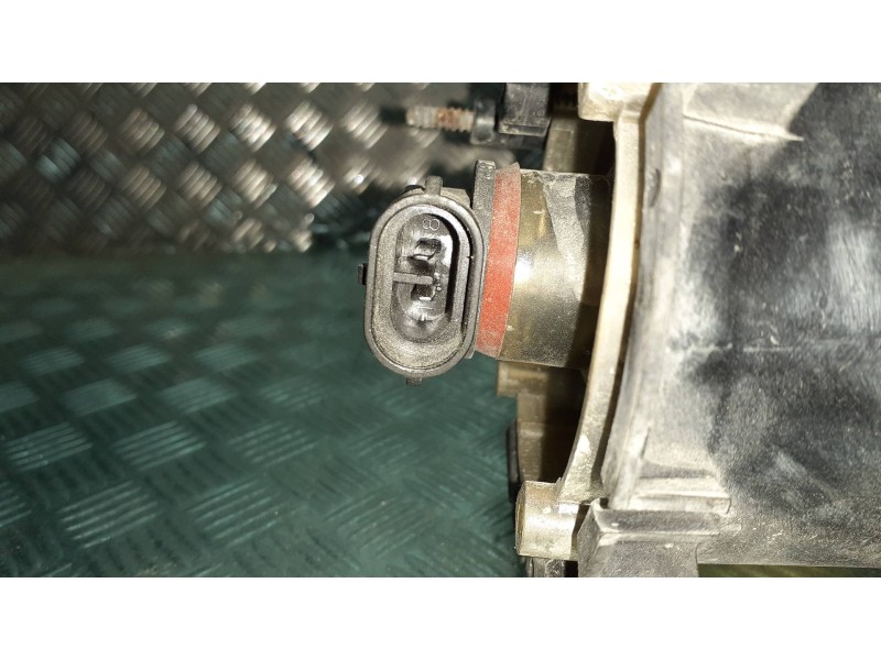 Recambio de faro antiniebla derecho para bmw mini (r50,r53) cooper referencia OEM IAM 0305060002  2 PINES