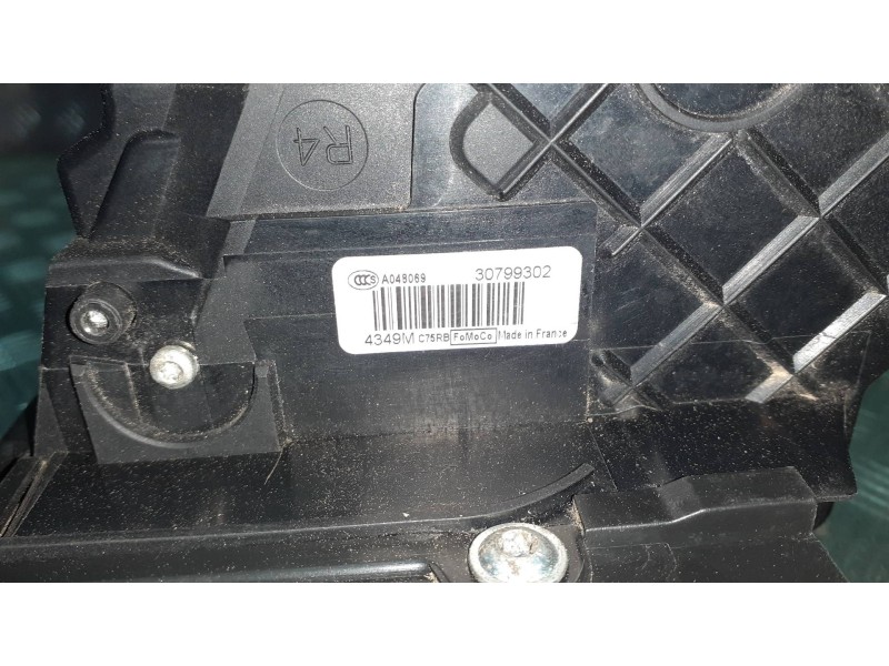 Recambio de cerradura puerta delantera derecha para volvo s40 berlina referencia OEM IAM 30799302 6 PINES ELECTRICA