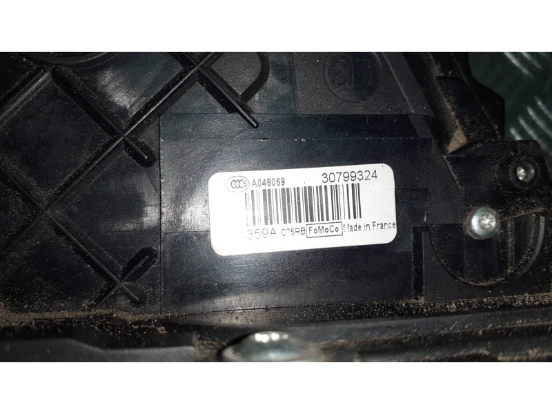 Recambio de cerradura puerta trasera izquierda para volvo s40 berlina referencia OEM IAM 30799324 6 PINES ELECTRICA