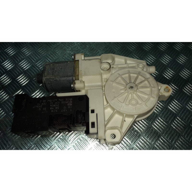 Recambio de motor elevalunas delantero derecho para peugeot 407 st confort referencia OEM IAM 994651101 1137328127 0130822201