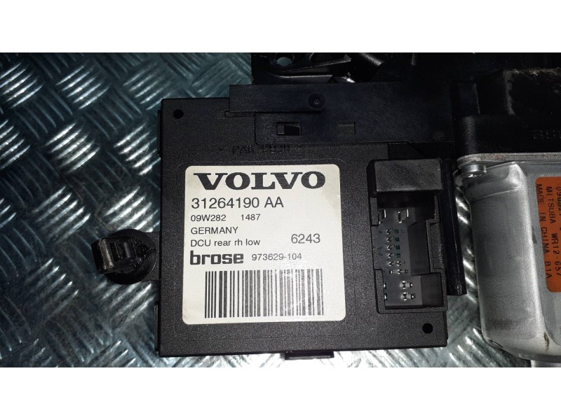 Recambio de motor elevalunas trasero derecho para volvo s40 berlina referencia OEM IAM 31264190AA BROSE 