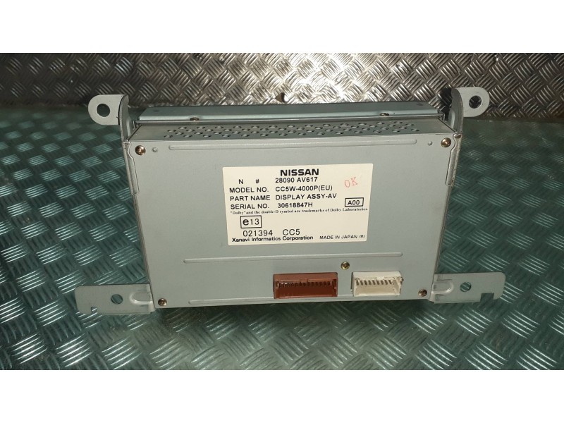 Recambio de pantalla multifuncion para nissan primera berlina (p12) referencia OEM IAM 28090AV617  CC5W4000P