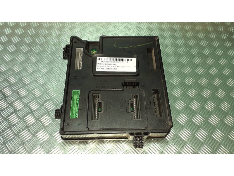 Recambio de modulo electronico para renault megane iii berlina 5 p dynamique referencia OEM IAM 284B15778R  BCM X95