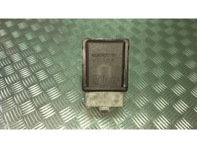 Recambio de antirrobo / llave contacto para renault megane iii berlina 5 p dynamique referencia OEM IAM 8200604932  6 PINES