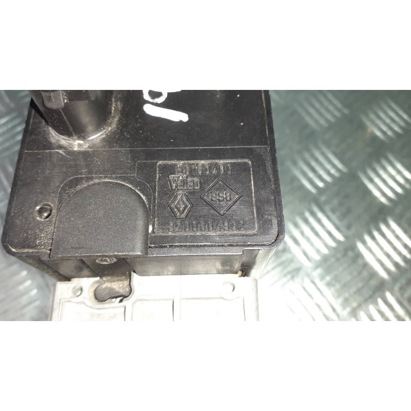 Recambio de antirrobo / llave contacto para renault megane iii berlina 5 p dynamique referencia OEM IAM 8200604932  6 PINES