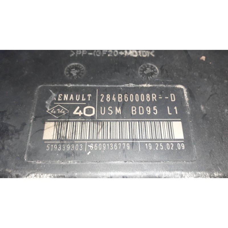 Recambio de caja reles / fusibles para renault megane iii berlina 5 p dynamique referencia OEM IAM 284B60008R  USM BD95