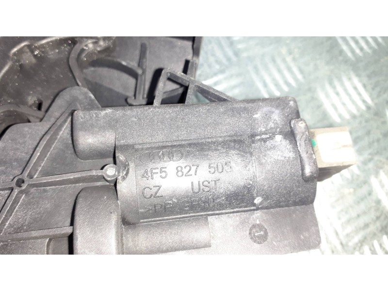 Recambio de cerradura maletero / porton para audi a4 berlina (8e) referencia OEM IAM 4F5827505  3 PINES