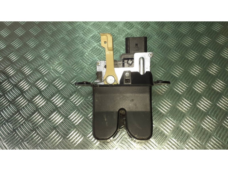 Recambio de cerradura maletero / porton para hyundai ioniq 5 5 referencia OEM IAM 81230G2000  5 PINES