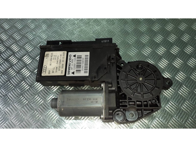 Recambio de motor elevalunas delantero izquierdo para audi a4 berlina (8e) referencia OEM IAM 8E1959802B  0130821764