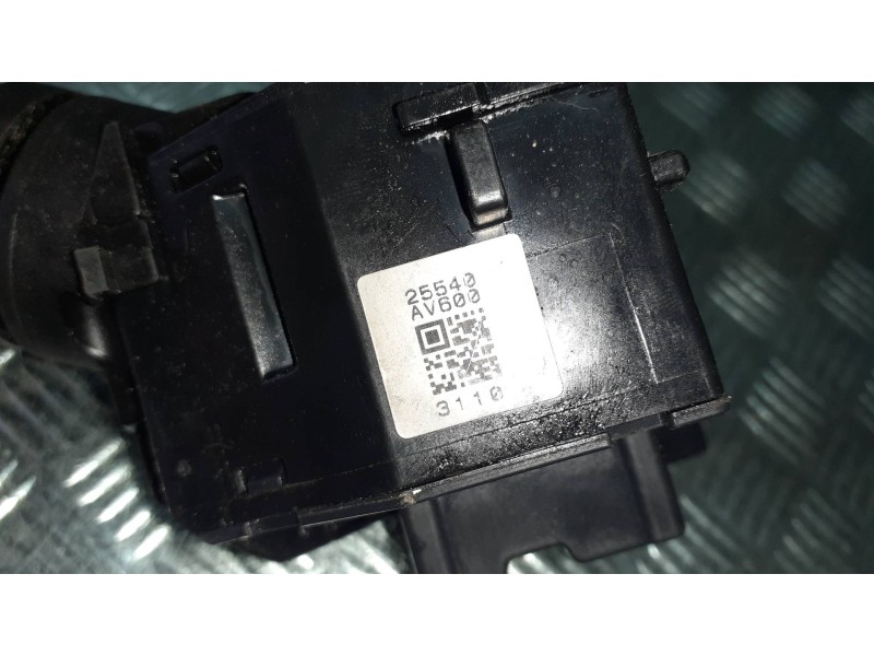 Recambio de mando intermitentes para nissan primera berlina (p12) referencia OEM IAM 25540AV600  