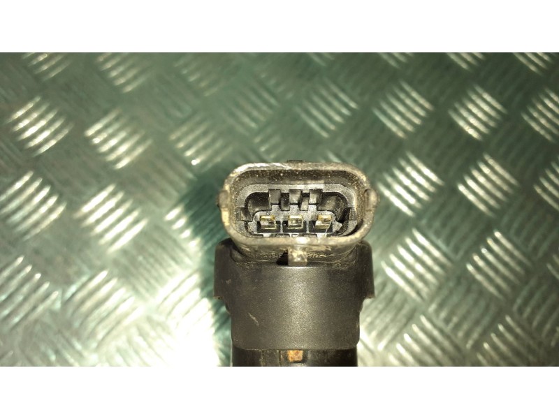 Recambio de bobina encendido para citroen c4 picasso referencia OEM IAM 9675390980  3 PINES