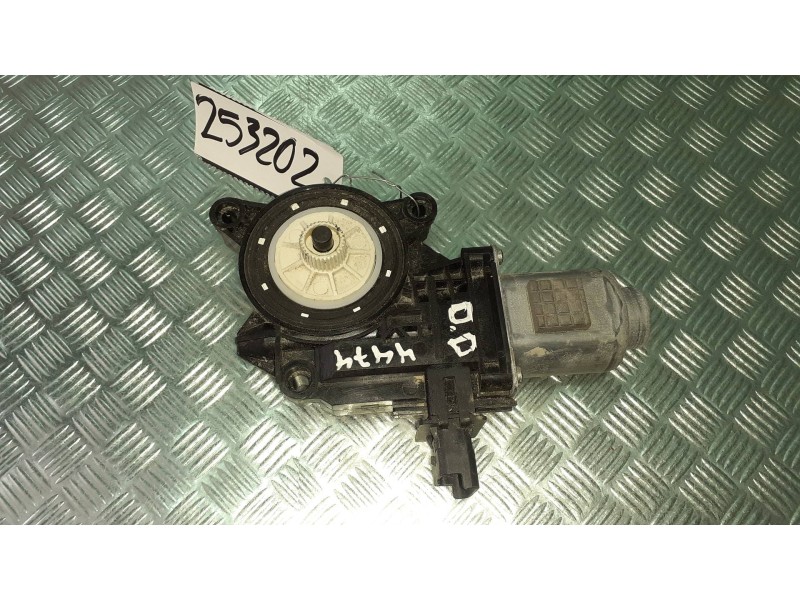 Recambio de motor elevalunas delantero derecho para hyundai ioniq 5 5 referencia OEM IAM 82460G2020  6 PINES