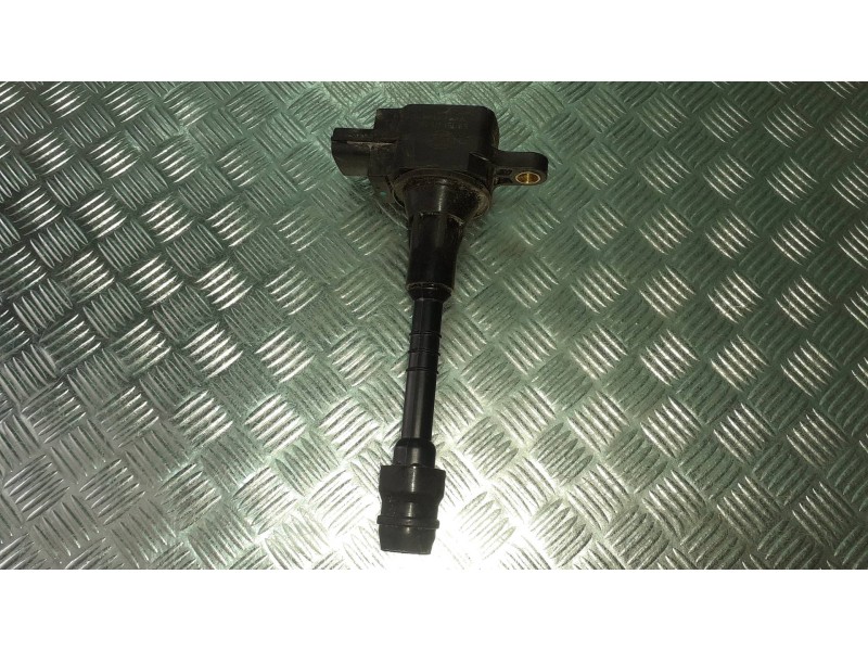 Recambio de bobina encendido para nissan primera berlina (p12) referencia OEM IAM 5DA193175681 3 PINES HELLA