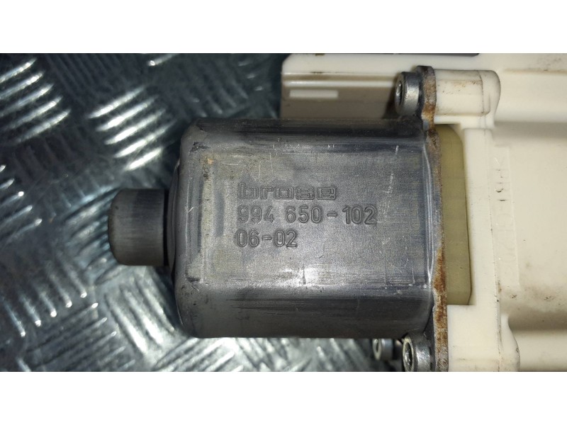 Recambio de motor elevalunas trasero derecho para peugeot 407 referencia OEM IAM 994650102 6 PINES 0130822200
