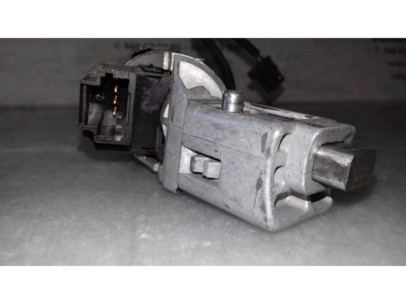 Recambio de centralita motor uce para citroen c4 berlina lx referencia OEM IAM 9664843780 281197595 KIT - BOSCH