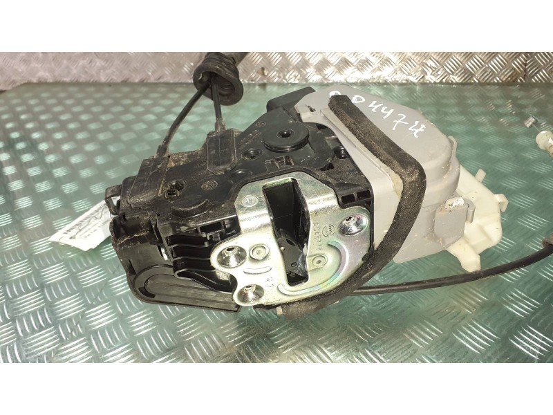 Recambio de cerradura puerta delantera derecha para hyundai ioniq 5 5 referencia OEM IAM 81320G2010 5 PINES ELECTRICA