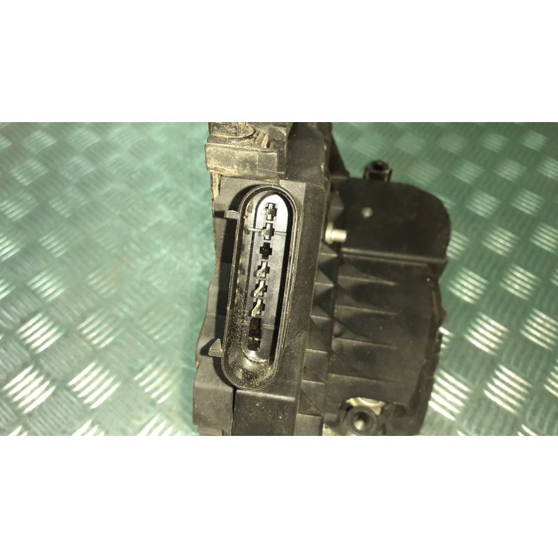 Recambio de cerradura puerta delantera izquierda para ford focus lim. (cb8) referencia OEM IAM BM5AA21813AF 5 PINES ELECTRICA