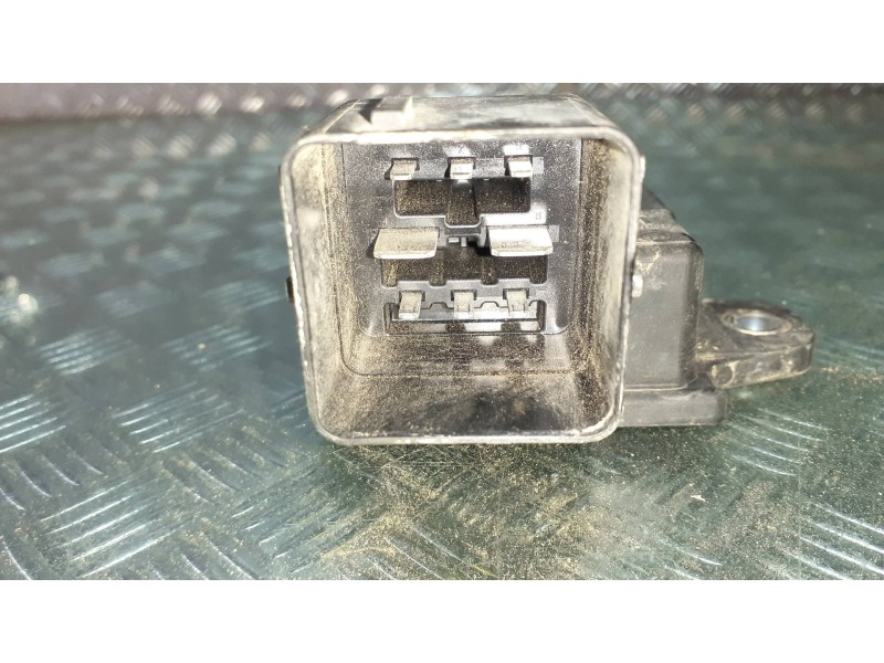 Recambio de modulo electronico para citroen c4 picasso referencia OEM IAM 9807709080  START/STOP