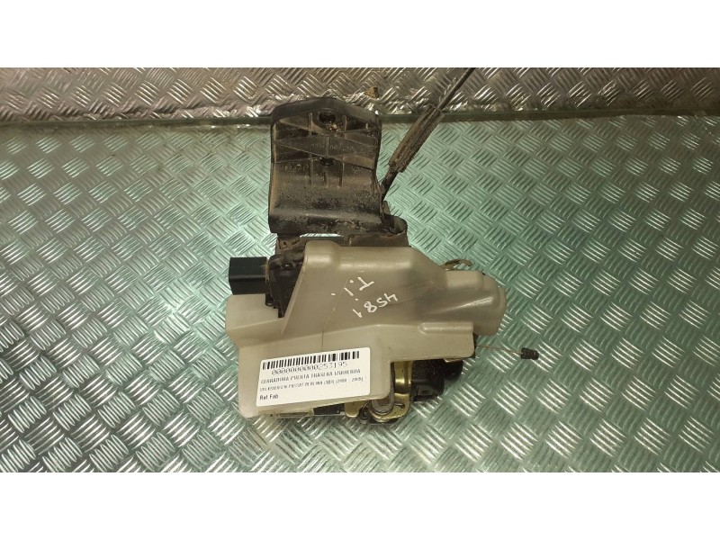 Recambio de cerradura puerta trasera izquierda para volkswagen passat berlina (3b3) referencia OEM IAM   6 PINES