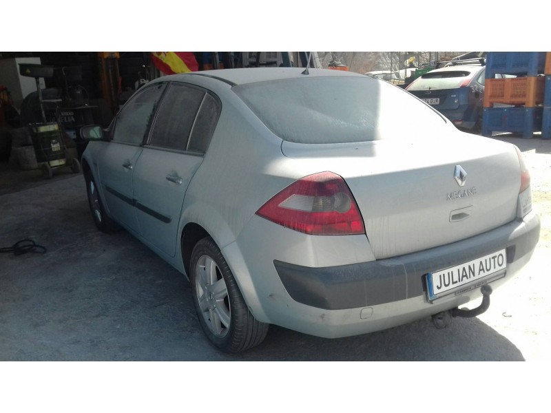 renault megane ii classic berlina del año 2004