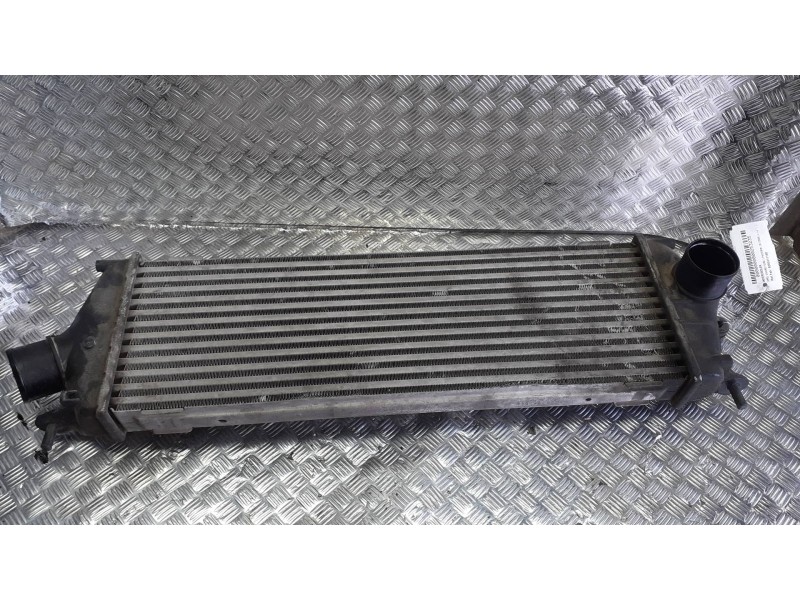 Recambio de intercooler para opel vivaro furgón/combi (07.2006 =>) referencia OEM IAM 8200411160  