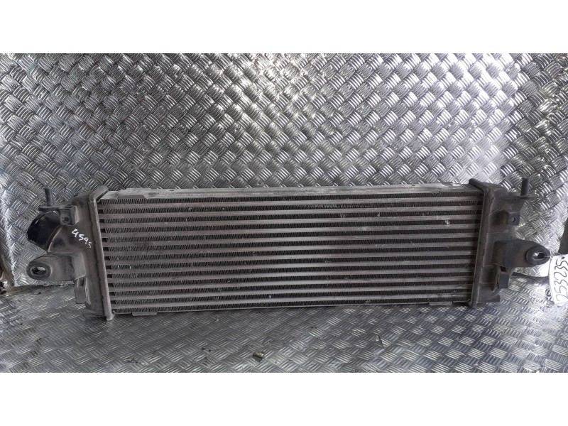 Recambio de intercooler para opel vivaro furgón/combi (07.2006 =>) referencia OEM IAM 8200411160  