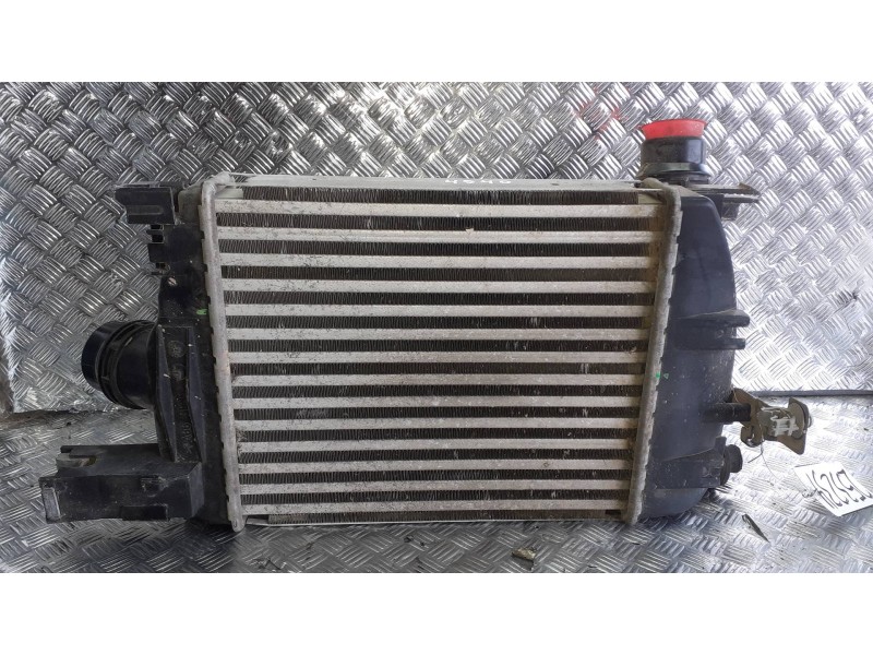 Recambio de intercooler para renault clio iv referencia OEM IAM 144963014R  