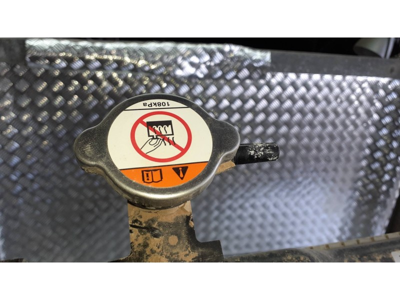 Recambio de condensador / radiador aire acondicionado para mitsubishi eclipse cross referencia OEM IAM 200109  