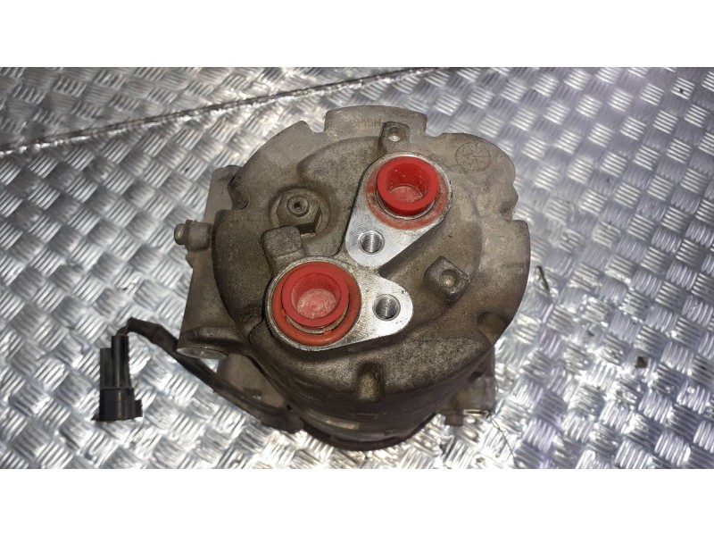 Recambio de compresor aire acondicionado para ford focus berlina (cak) ambiente referencia OEM IAM 4M5H19D629AE  2 PINES