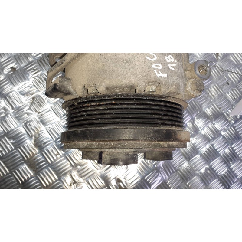 Recambio de compresor aire acondicionado para ford focus berlina (cak) ambiente referencia OEM IAM 4M5H19D629AE  2 PINES