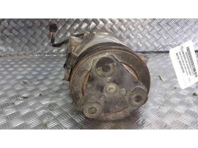 Recambio de compresor aire acondicionado para ford focus berlina (cak) ambiente referencia OEM IAM 4M5H19D629AE  2 PINES