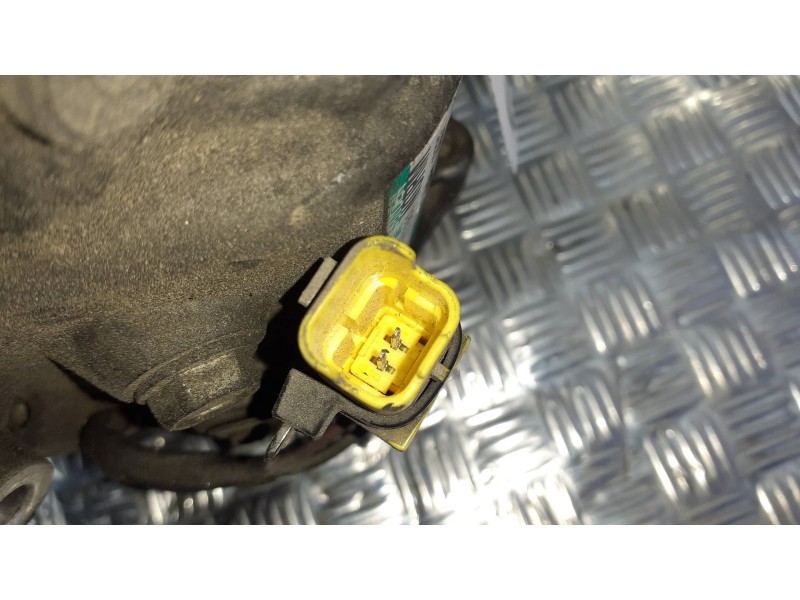 Recambio de compresor aire acondicionado para citroen jumpy referencia OEM IAM 9686061980 SANDEN 2 PINES