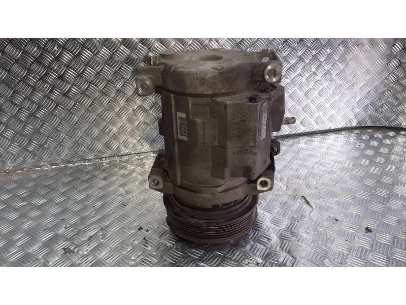 Recambio de compresor aire acondicionado para chrysler voyager (rg) referencia OEM IAM 4472203870  2 PINES
