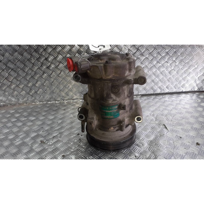Recambio de compresor aire acondicionado para renault clio ii fase ii (b/cb0) referencia OEM IAM 8200315744 DS6V12 