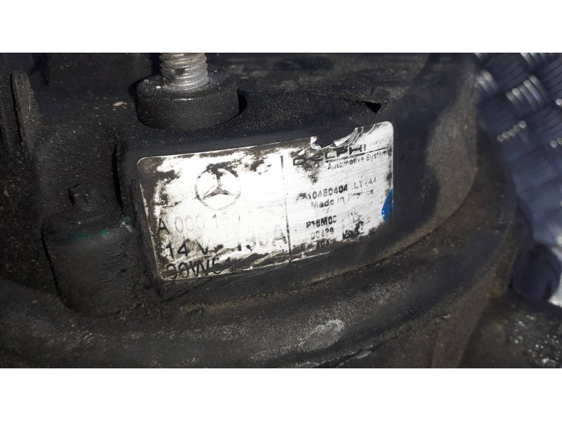 Recambio de alternador para mercedes-benz clase c (w203) berlina referencia OEM IAM A0001501750 DELPHI 190A
