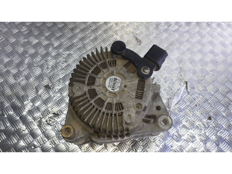 Recambio de alternador para peugeot 407 referencia OEM IAM 9654752880  2 PINES