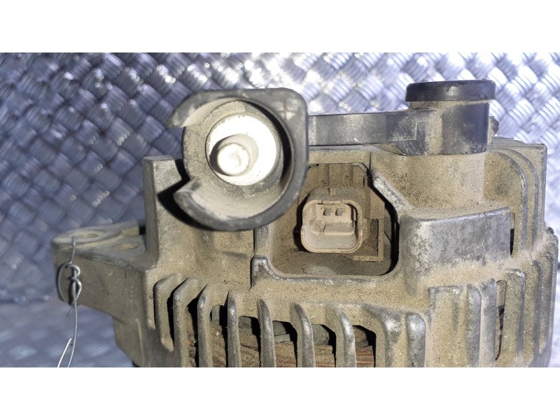 Recambio de alternador para peugeot 407 referencia OEM IAM 9654752880  2 PINES