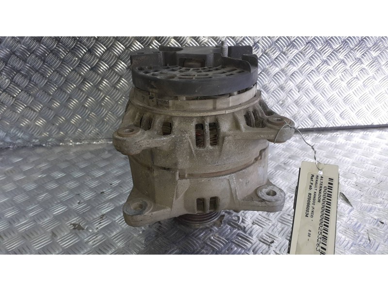 Recambio de alternador para renault kangoo (f/kc0) referencia OEM IAM 8200660034 BOSCH 150A