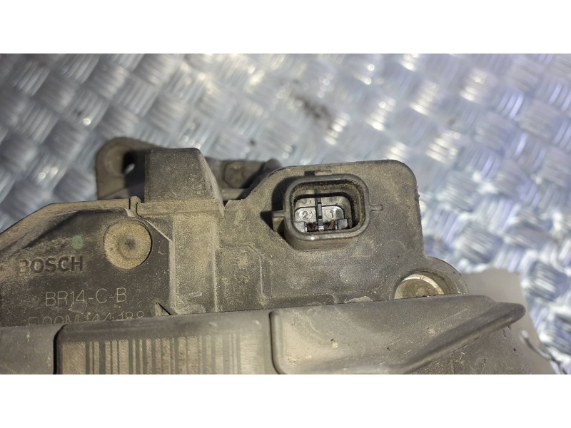Recambio de alternador para renault kangoo (f/kc0) referencia OEM IAM 8200660034 BOSCH 150A