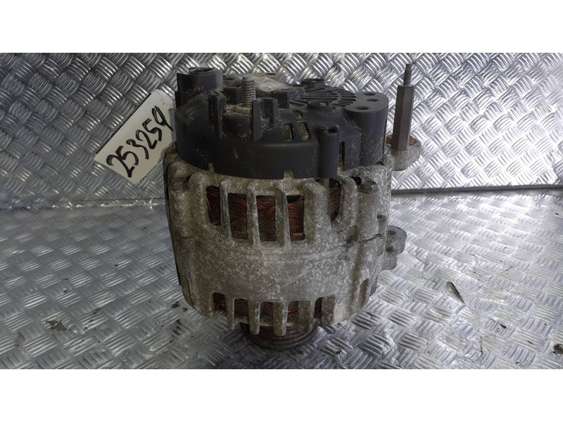 Recambio de alternador para volkswagen sharan (7n1) referencia OEM IAM 03L903023B VALEO 180A