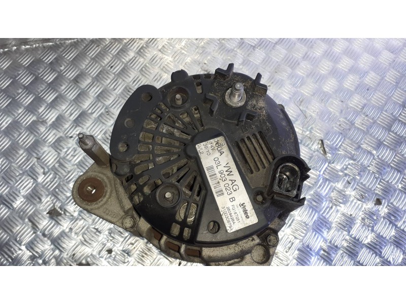 Recambio de alternador para volkswagen sharan (7n1) referencia OEM IAM 03L903023B VALEO 180A
