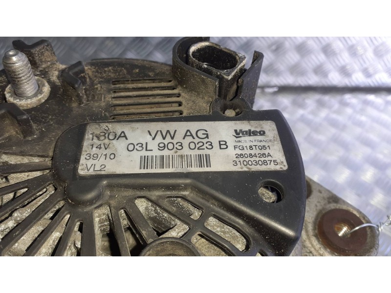 Recambio de alternador para volkswagen sharan (7n1) referencia OEM IAM 03L903023B VALEO 180A