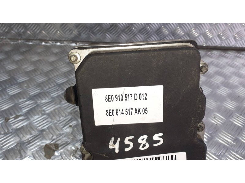 Recambio de abs para audi a4 berlina (8e) referencia OEM IAM 8E0910517D  8E0614517AK