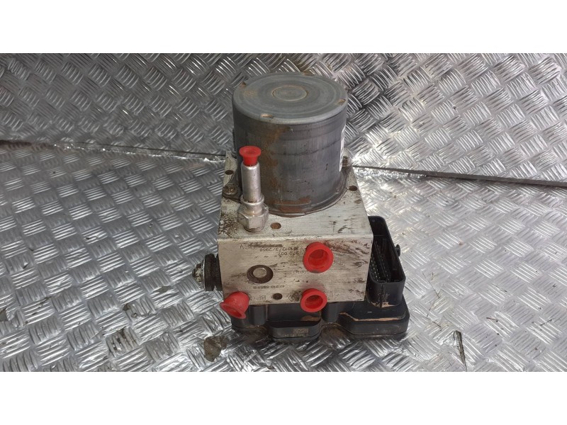 Recambio de abs para renault zoe referencia OEM IAM 472108051R  