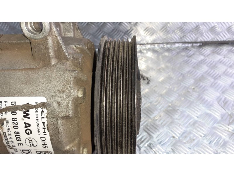 Recambio de compresor aire acondicionado para seat leon (1p1) referencia OEM IAM 5K0820803E  2 PINES