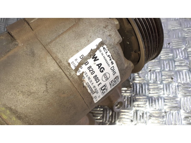 Recambio de compresor aire acondicionado para seat leon (1p1) referencia OEM IAM 5K0820803E  2 PINES