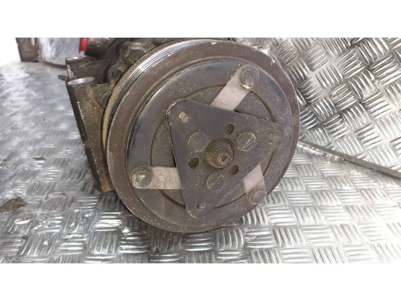 Recambio de compresor aire acondicionado para peugeot 206 berlina referencia OEM IAM 0304502 2 PINES R134A