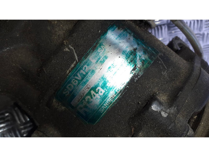 Recambio de compresor aire acondicionado para peugeot 206 berlina referencia OEM IAM 0304502 2 PINES R134A