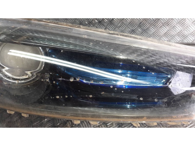 Recambio de faro derecho para renault zoe referencia OEM IAM 260108268R  3+5 PINES